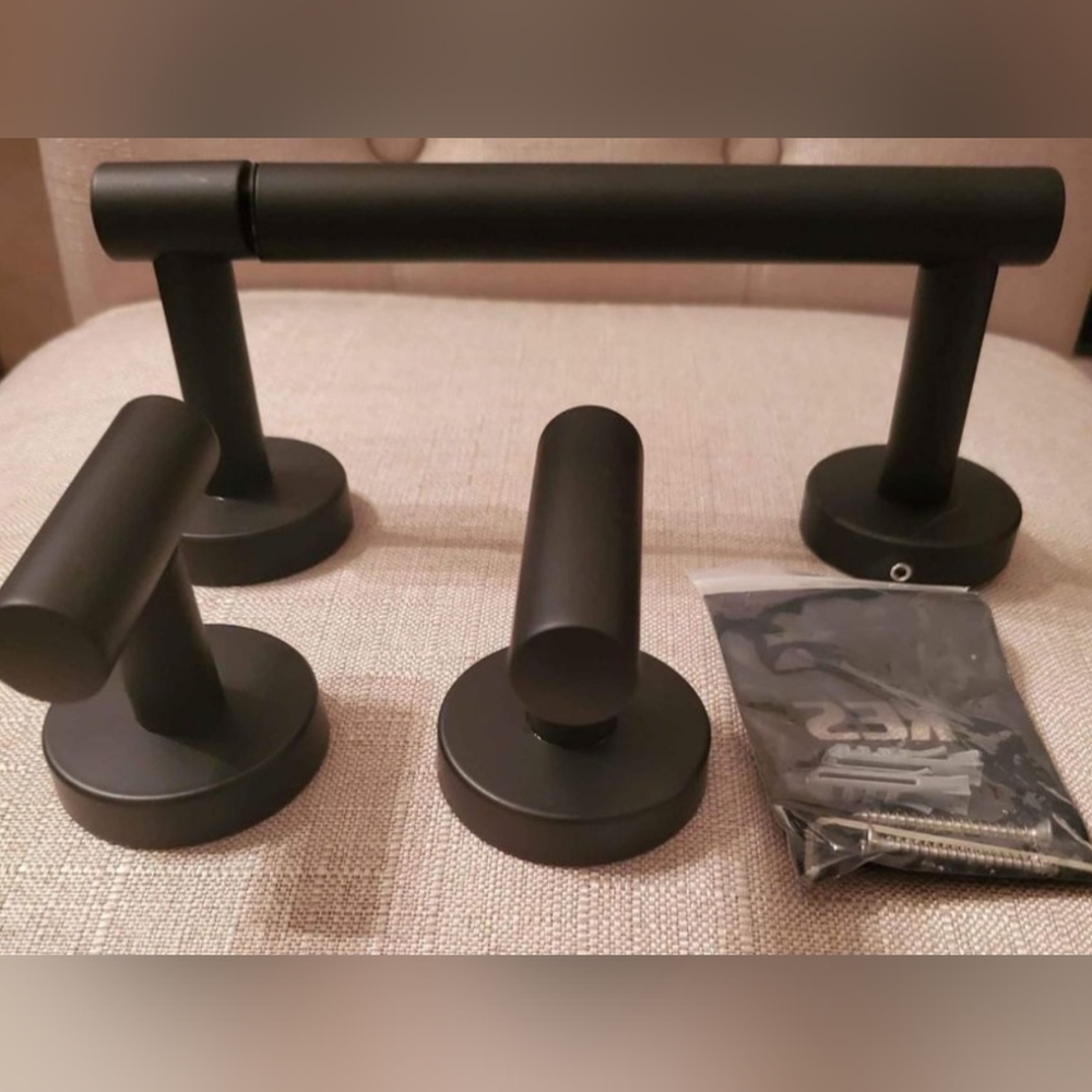 New Matte Black Toilet Paper Holder And Towel Hooks